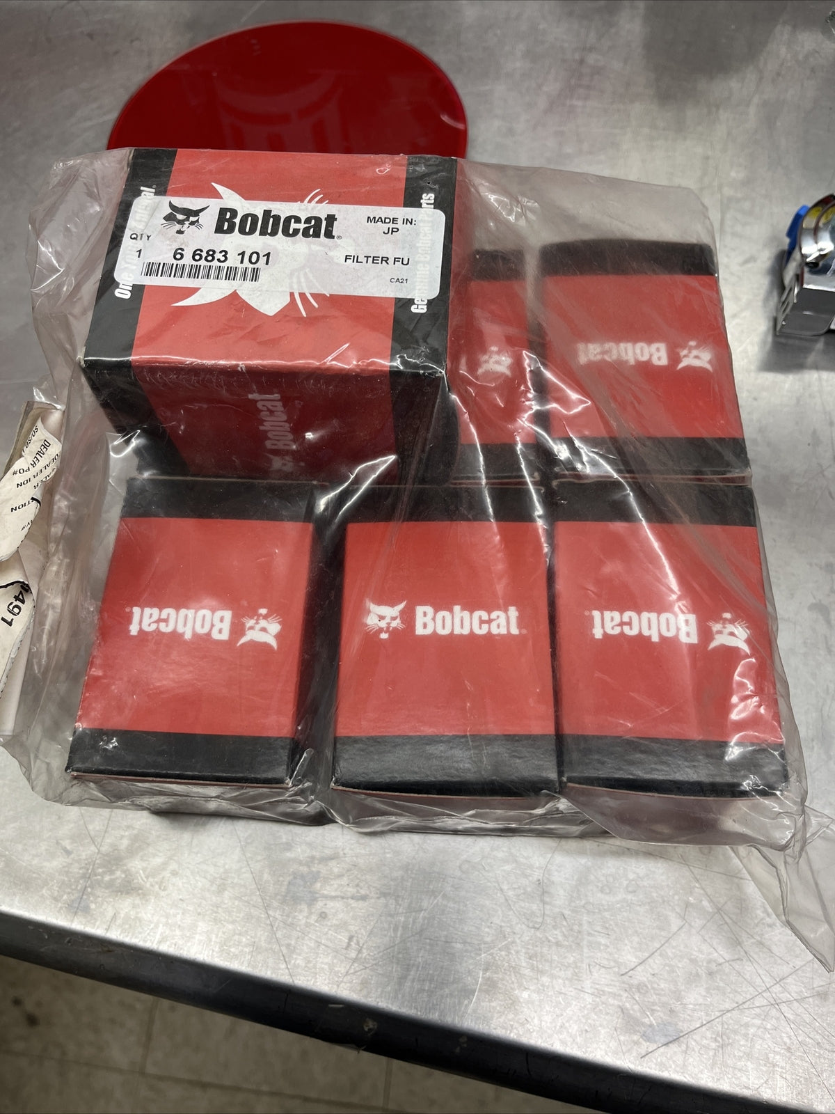 (Lot of 7) Genuine Bobcat Fuel Filters 6683101