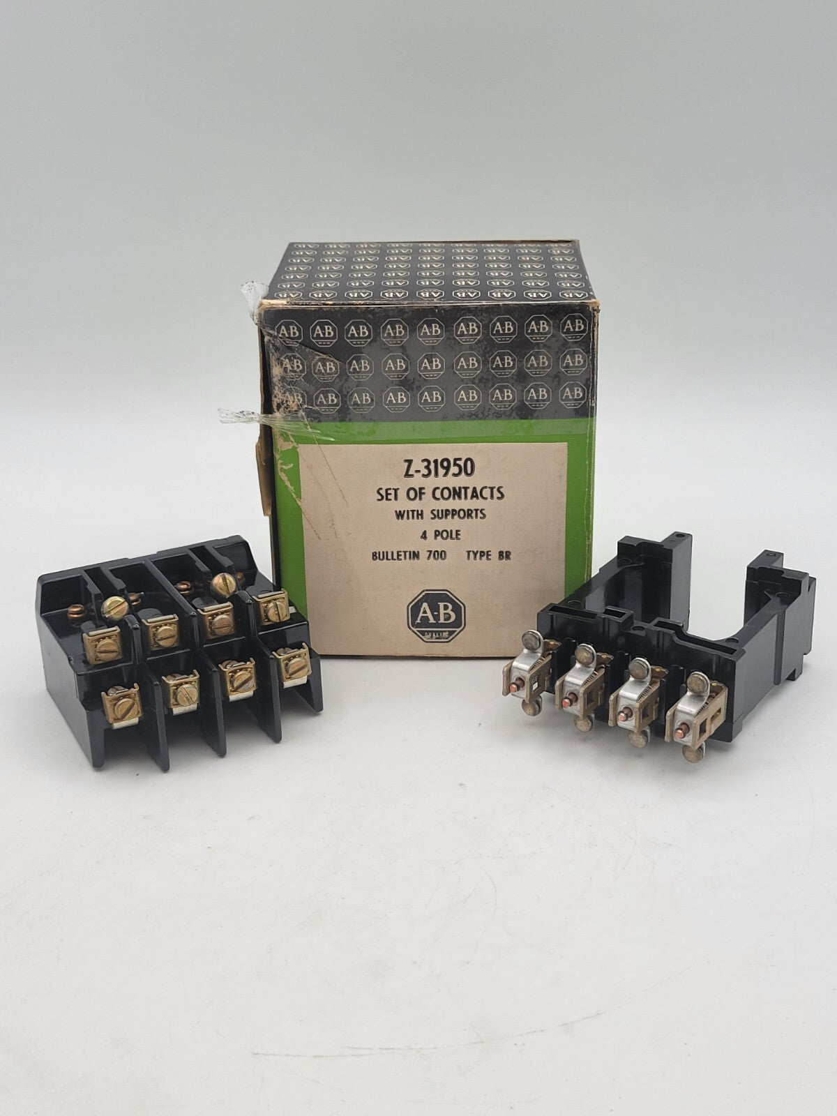 Allen-Bradley Z-31950 Bulletin 700 Set Of Contacts with Supports 4 Pole Type BR