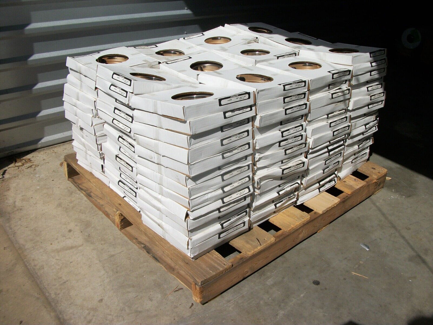 NEW PALLET  201 STAINLESS STEEL BANDING STRAPPING USABAND 812430 3/4 X 100  .044