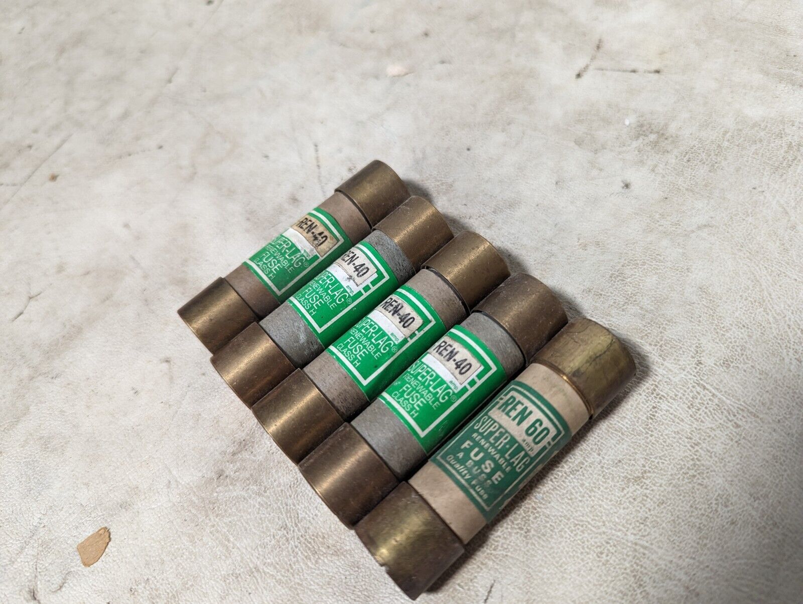 Lot of 5 Bussmann REN Super-Lag renewable fuses, 4x REN-40, 1x REN-60, 250VAC