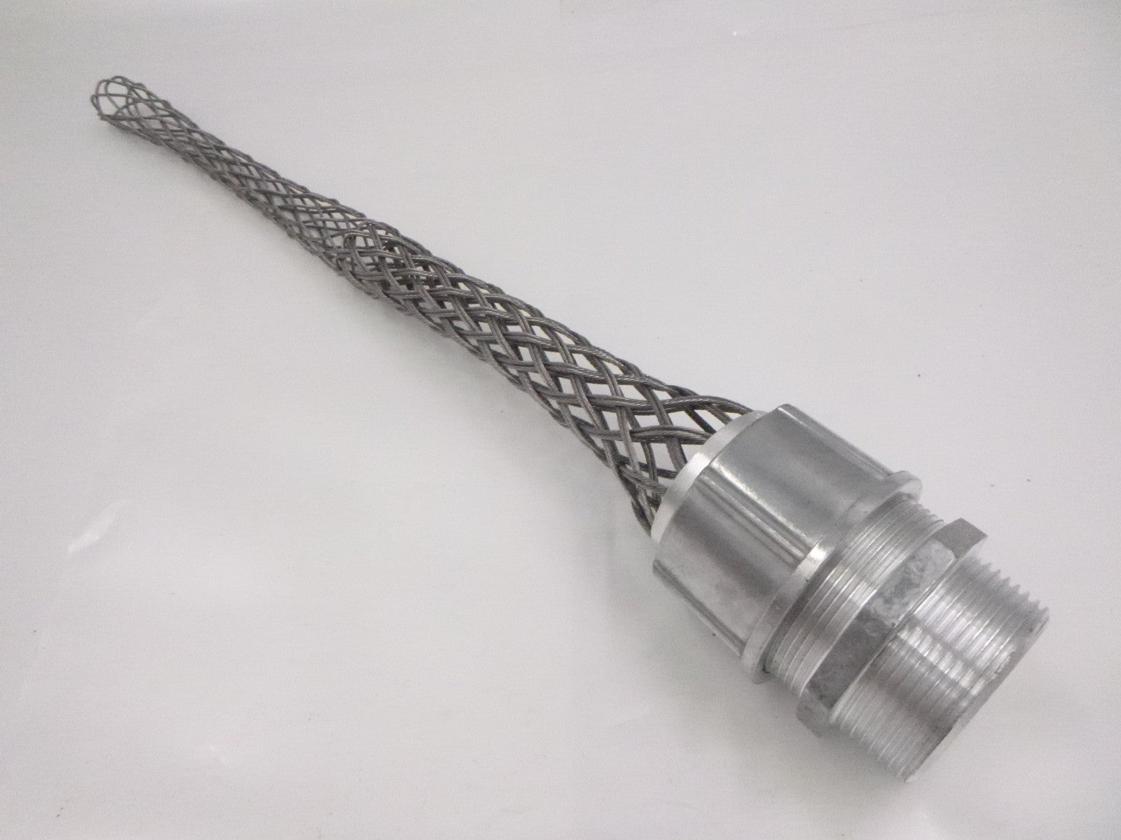 Liquid Tight Cord Connector 074-01-032 Aluminum 1-1/2" MNPT For 1.25"-1.38"