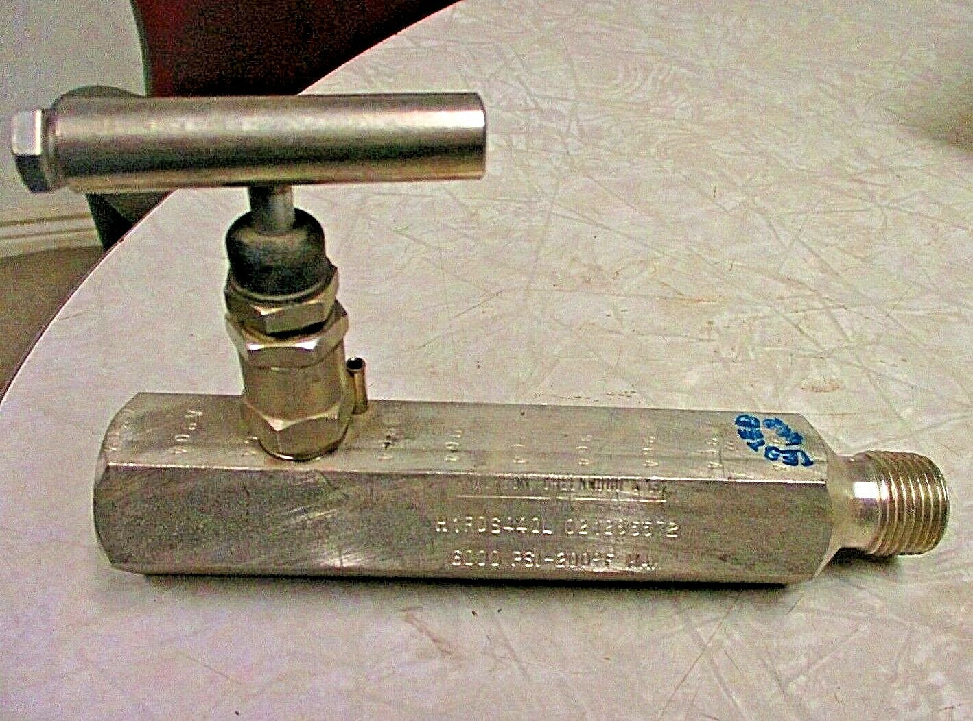 Anderson-Greenwood H1RDS44QL Needle Valve 1/2 MNPT x 1/2 FNPT 021265572  316SS