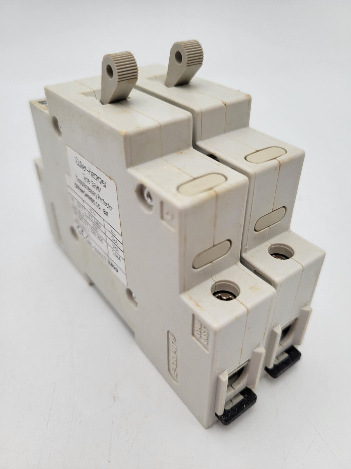 2Pc Cutler Hammer SPHM1HM0010 Hydraulic Magnetic Circuit Breaker 10A 480V 1P 1PH