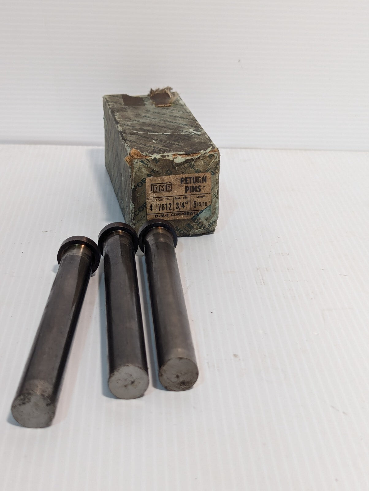 Lot of 3 DME 7612 Straight Leader Pins Dia 3/4", Length 5-15/16"
