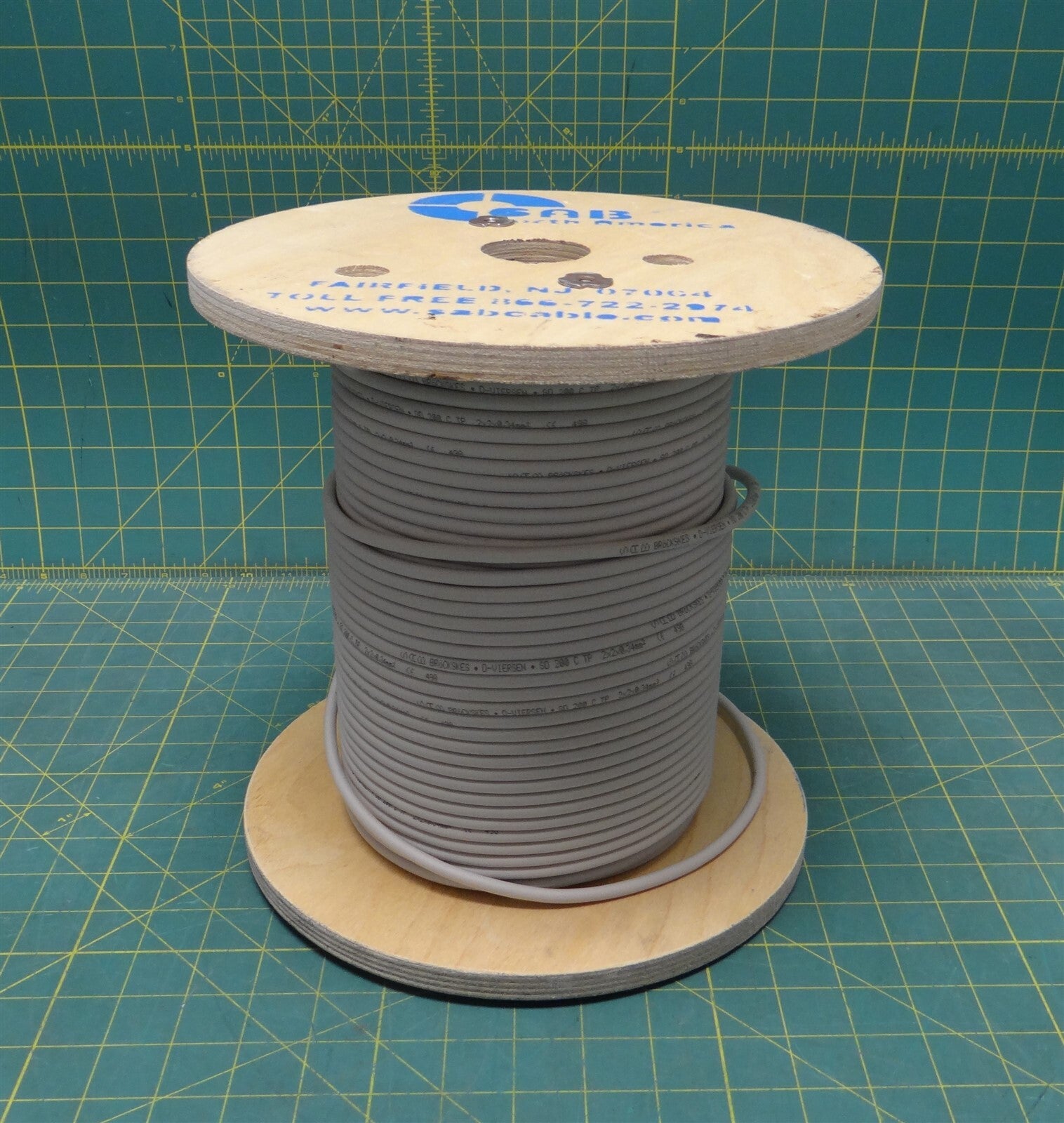 (209 ft 10 in) SAB SD 200 C TP 22AWG Polyurethane Shielded 2-Pair Twisted Cable