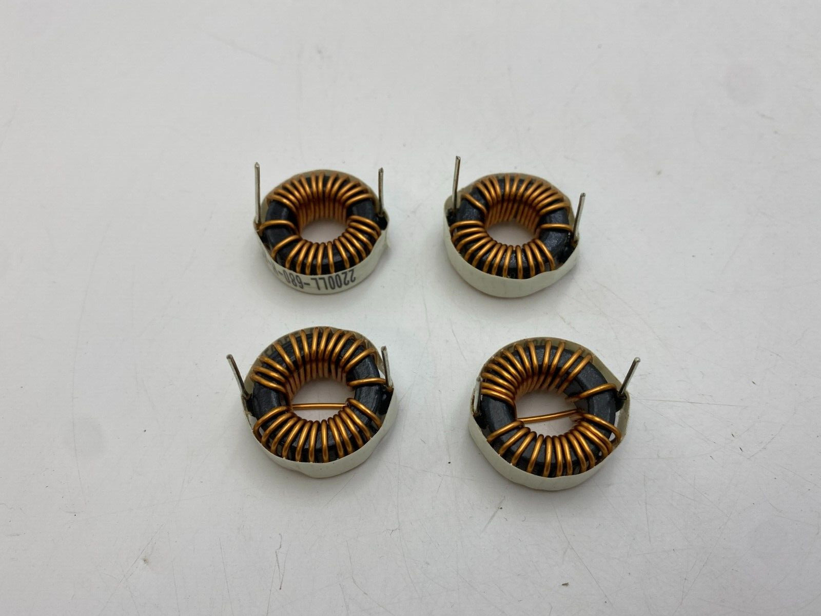 4Pc Bourns	2200LL-680-H-RC Power Current Inductor NOS 4 Pieces