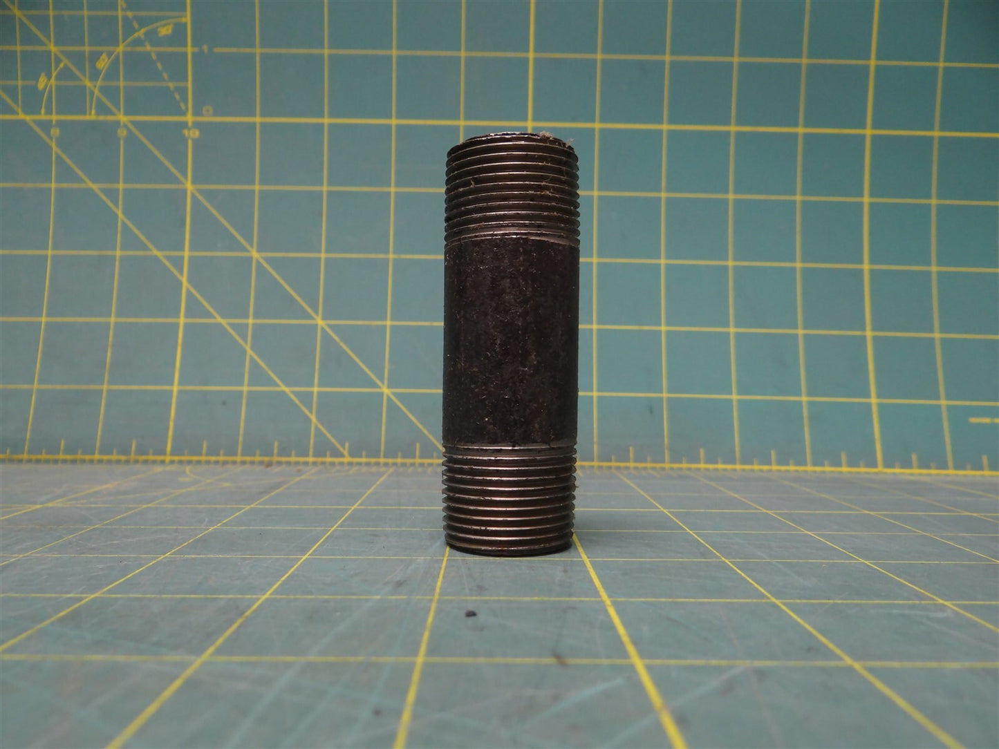 1" x 3" Pipe Fitting Nipple Male NPT Steel Tapered Threaded Schedule 10 Welded
