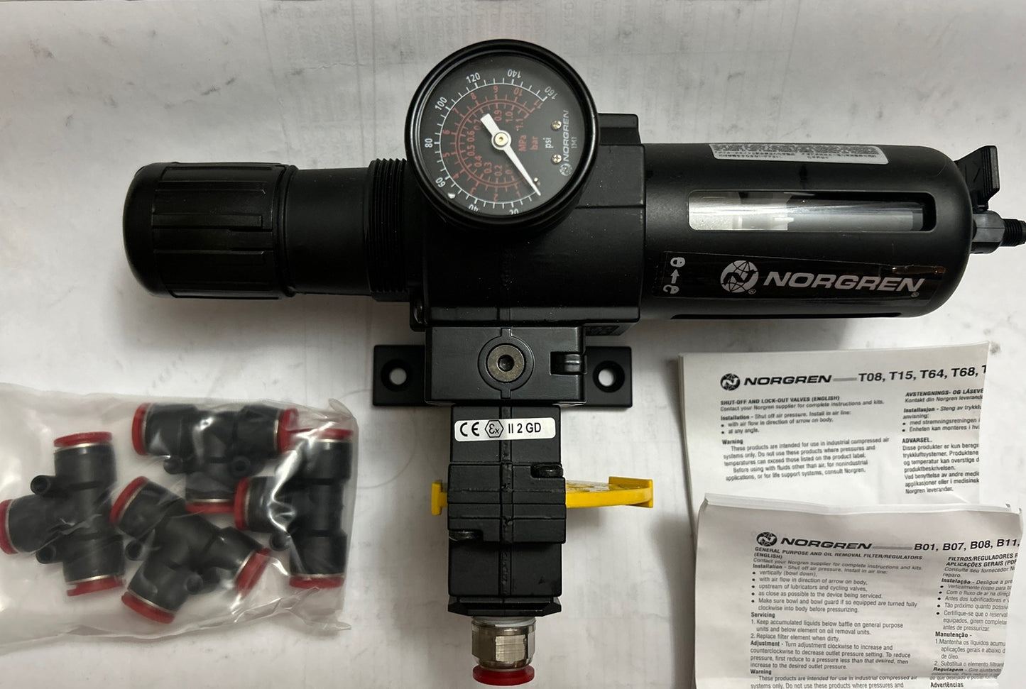 NEW NORGREN B74G-4AK-QP3-RMG REGULATOR / FILTER + T74E-4AA-P1N Lockout Valve. BC