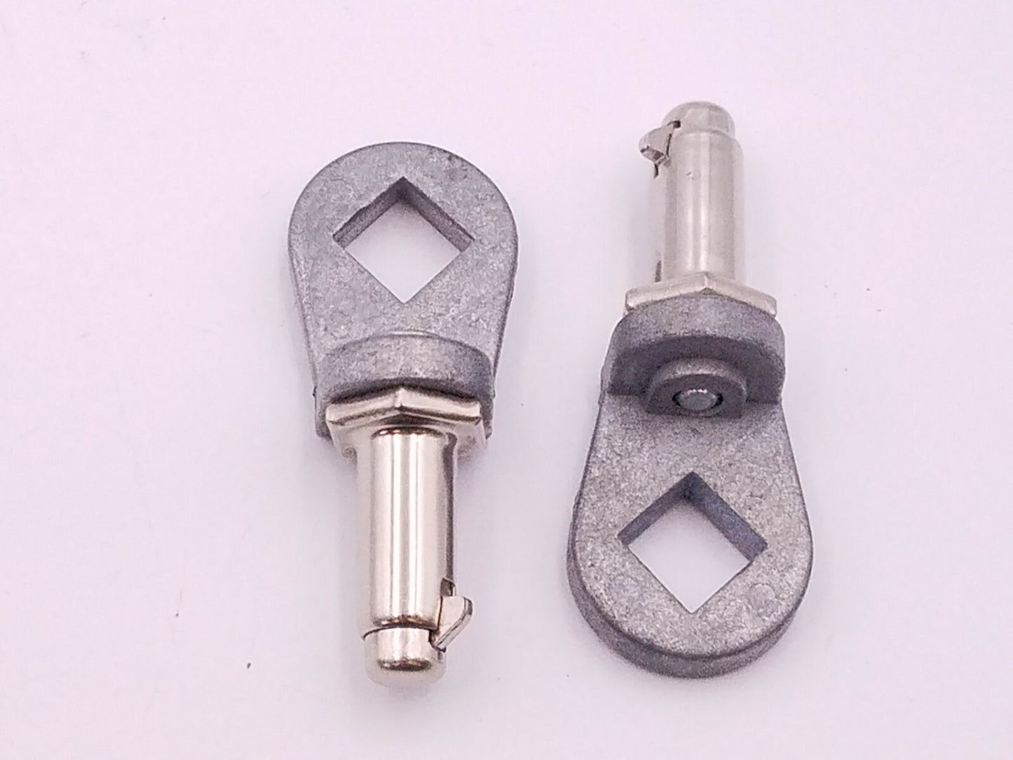 2 Pcs 07439998 Quick Release Pin Set SC-16 Hard Hat Hardware Replacement NOS