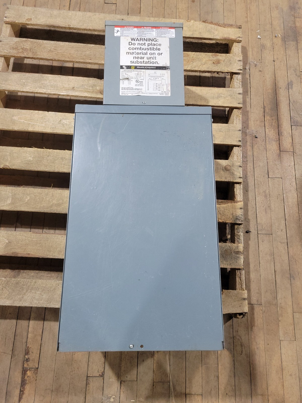 Square D MPZB10S40F Mini Power Zone Transformer Panel FAL24030 NQM18L1C 10kVA 3R