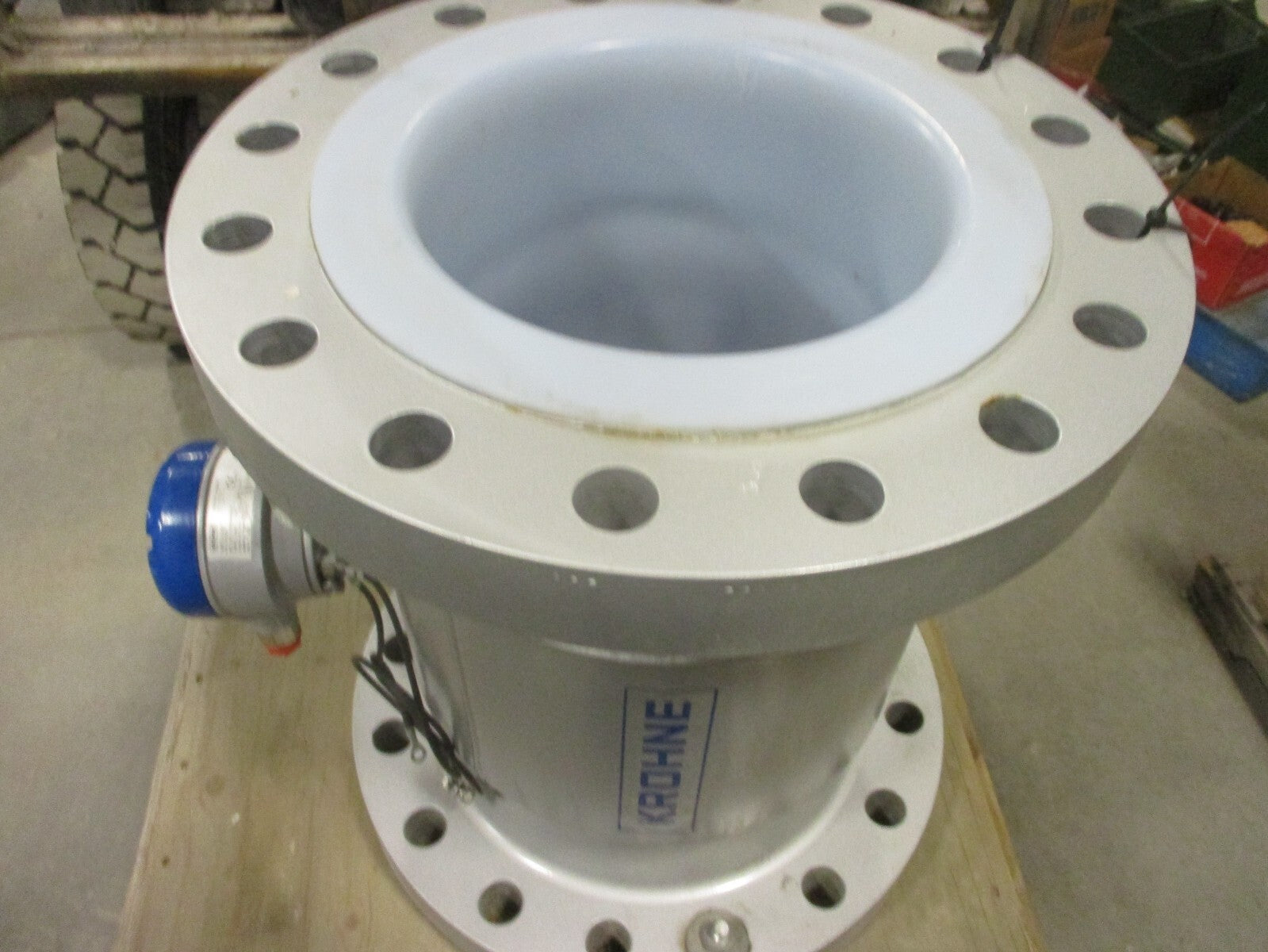 KROHNE OPTIFLUX 4000 Electo-magnetic Flow Meter PFA Lined 10" CL 300 Flanged