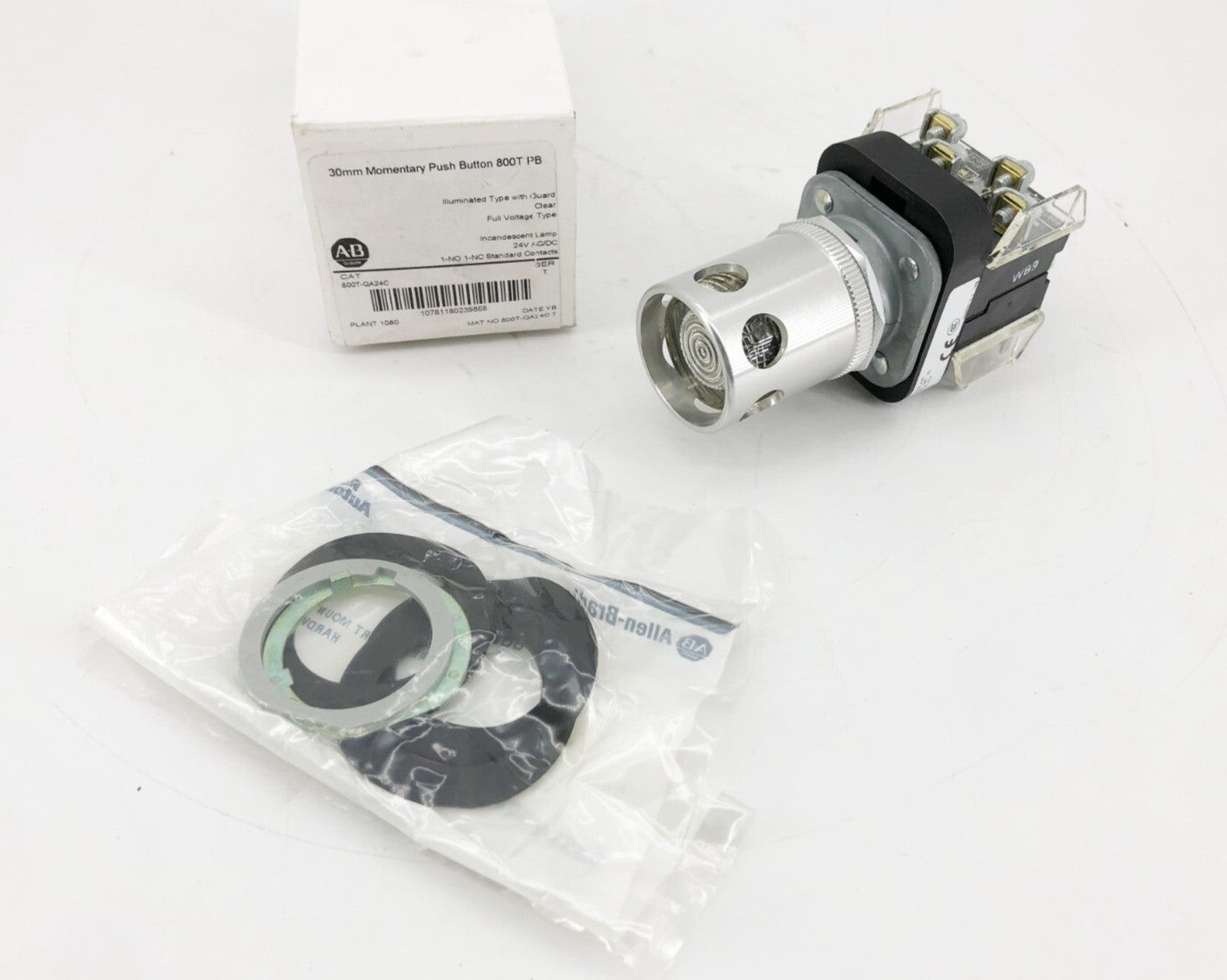 New Allen-Bradley 800T-QA24C Ser. T Momentary Pushbutton 30mm Clear 24VAC/DC