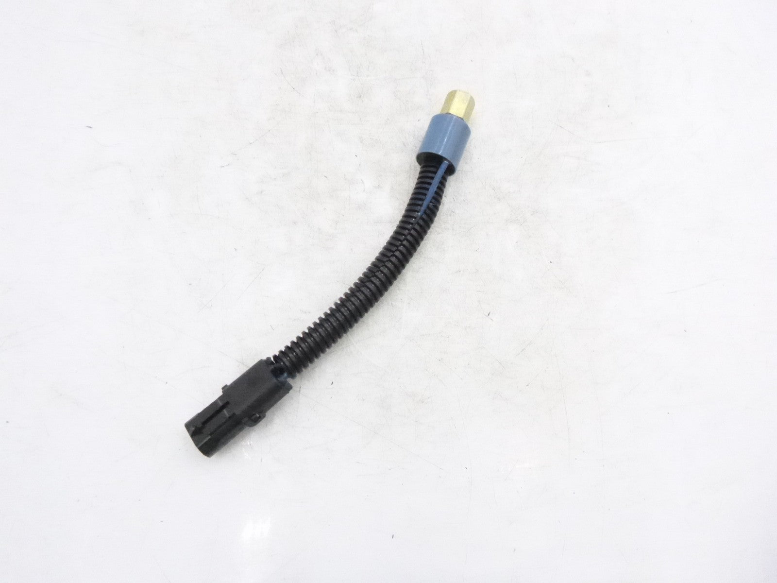 Genuine OEM CNH New Holland Pressure Switch for 1021G2 1121G2 1650M 2050M