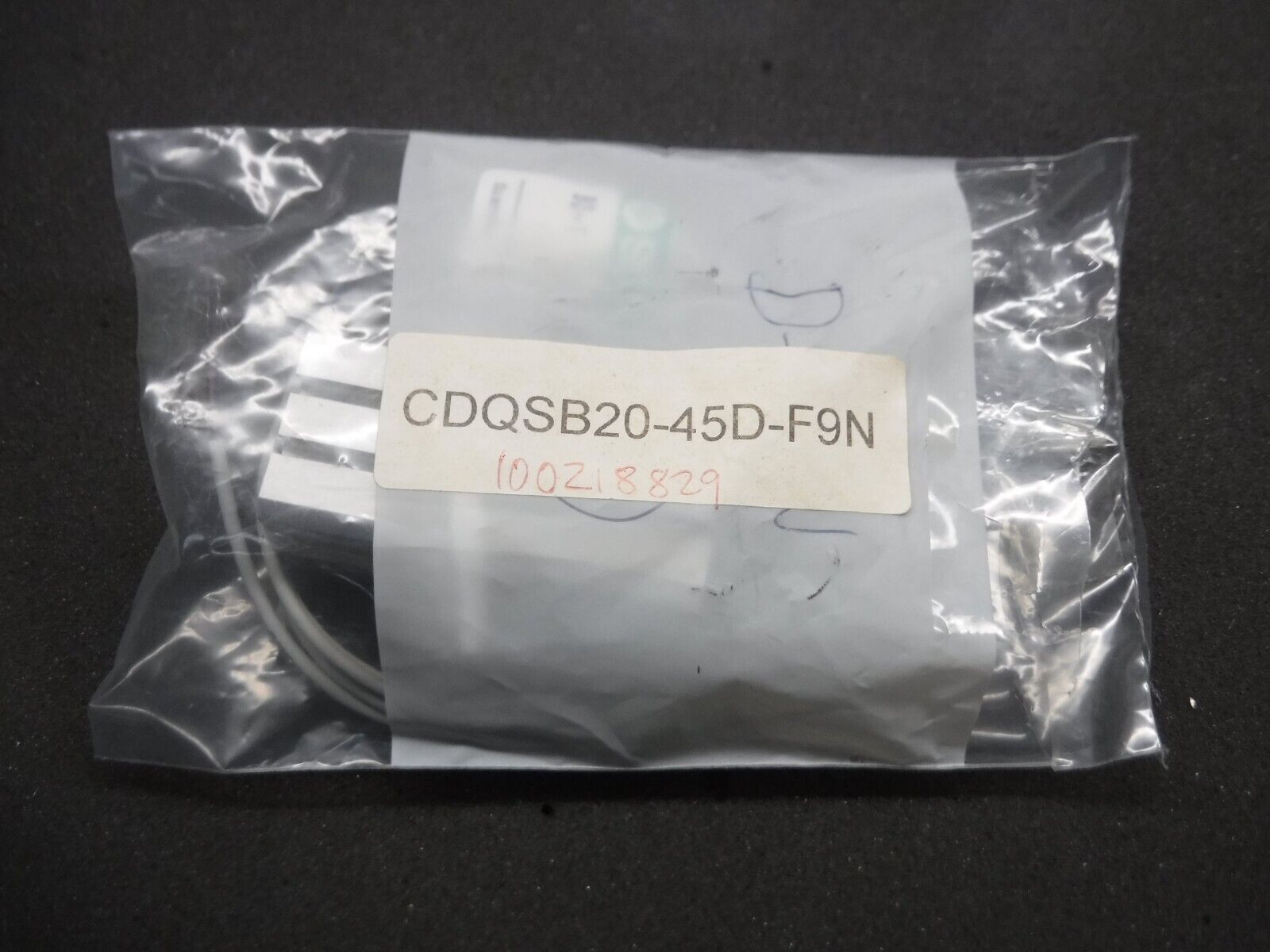 SMC  CDQSB20-45D  Max Press: 145 Psi  1.0 Mpa  Compact Cylinder