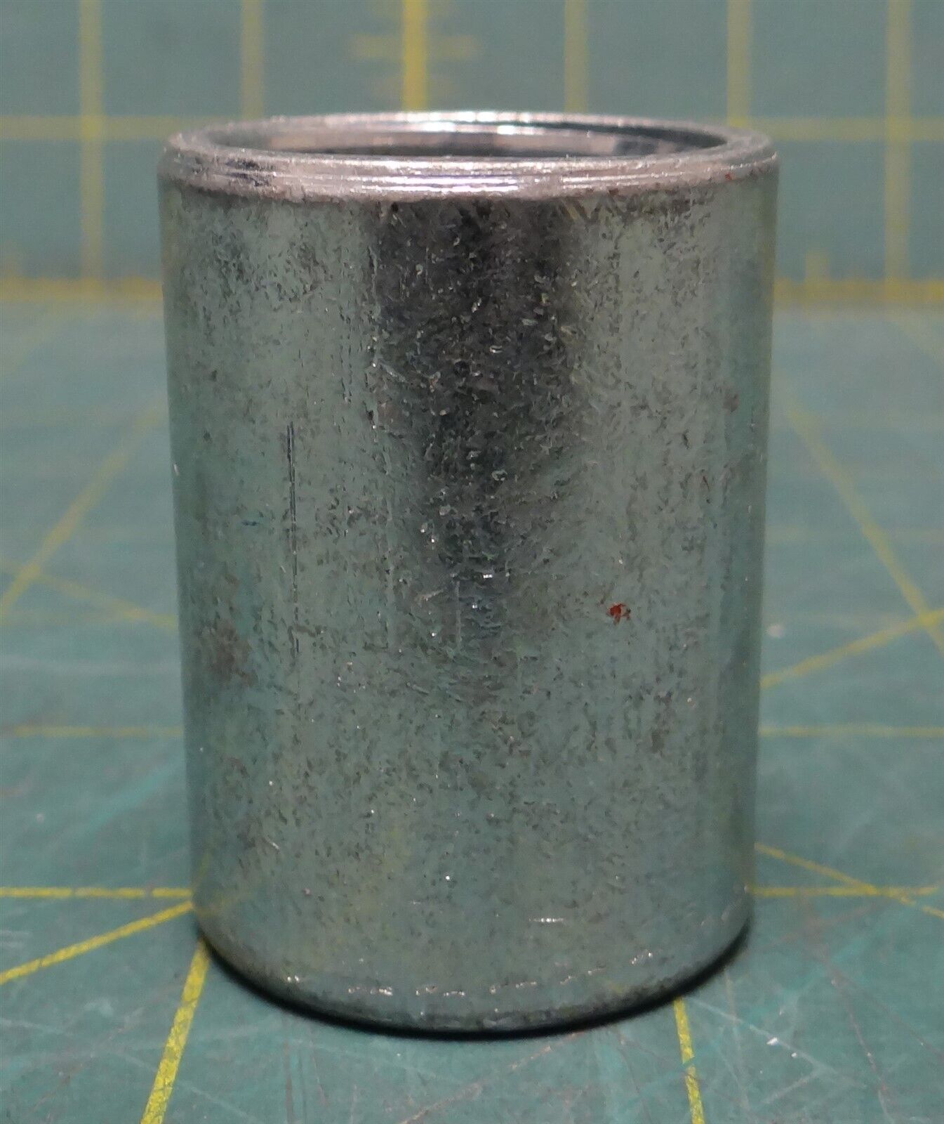 1" Female Straight RMC Conduit Connector Fully Threaded Zinc-Plated 1-3/4" L