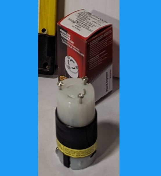 Pass & Seymour PSL715-CGCM Ground Monitoring Locking Connector, 15A, 277Vac