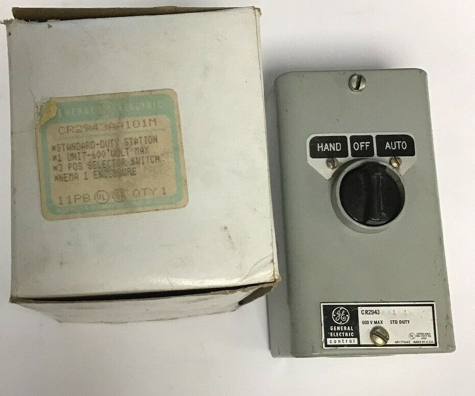 GE CR2943AA101M STANDARD-DUTY STATION 600V 3POS SELECTOR SWITCH NEMA 1 ENCLOSURE