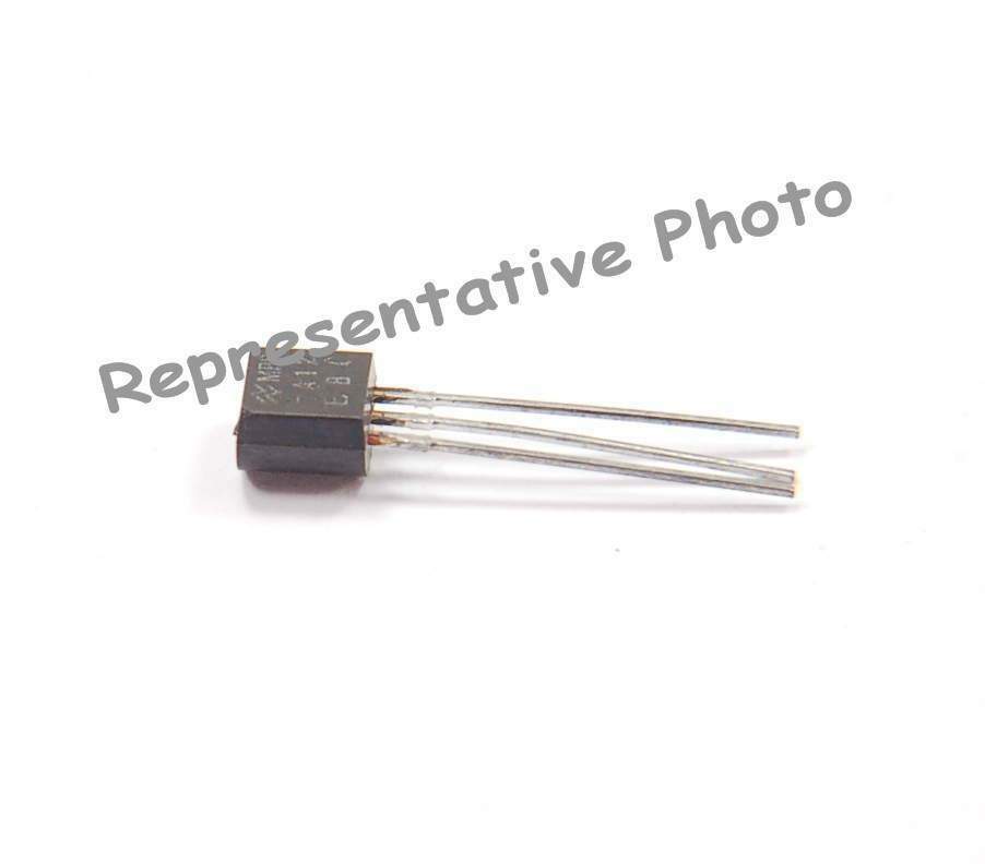 Lot of 2 Motorola - MPS6533 - Transistor, PNP. 40V, 600mA, TO-92 General Purpose
